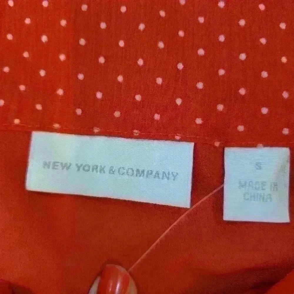 🌻NEW YORK & COMPANY OFF THE SHOULDER RED POLKA DOT - Picture 5 of 7